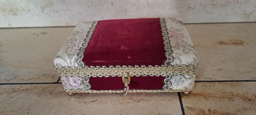Vintage schmuckschatulle mit - vintage,